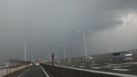 ゲリラ豪雨 (4)